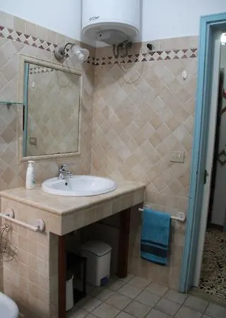 Bouganville House Apartment *