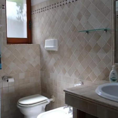 Apartman Bouganville House *
